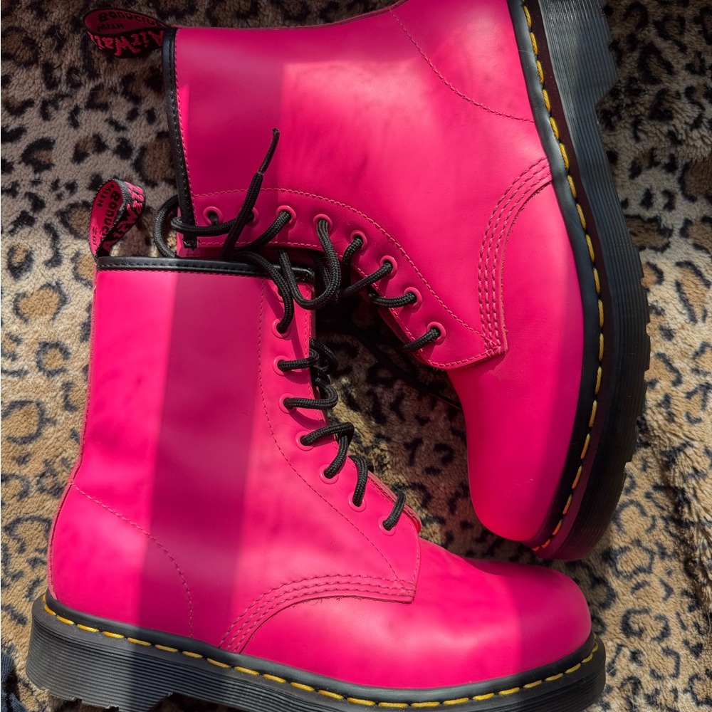 Dr. Martens Women's Bright Pink Combat Boots Size 7